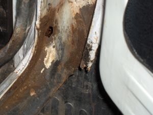 driver's side sill