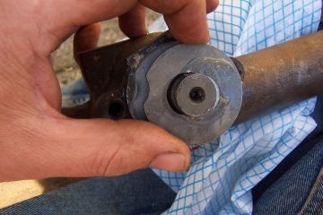 refit pinion plate