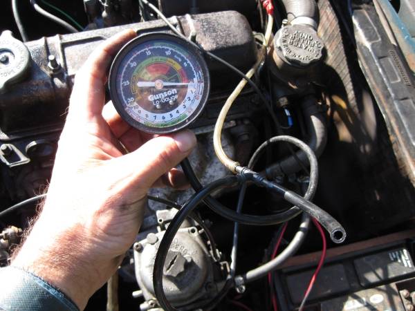 Vacuum gauge connected